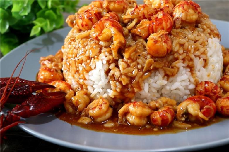 董小姐龙虾盖浇饭